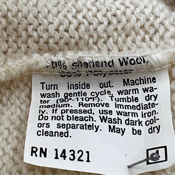 Vintage Ivory Scottish Wool Sweater Vest by Puritan V Neck Preppy - Picture 5 of 6